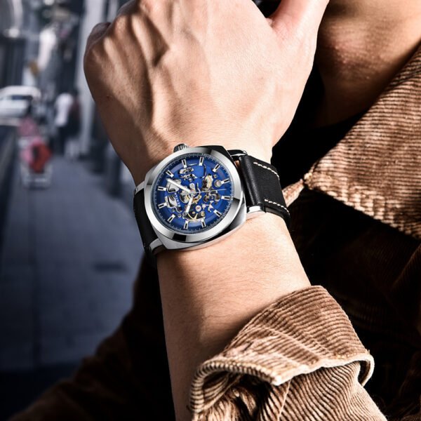 Hollow mechanical watch - Image 7