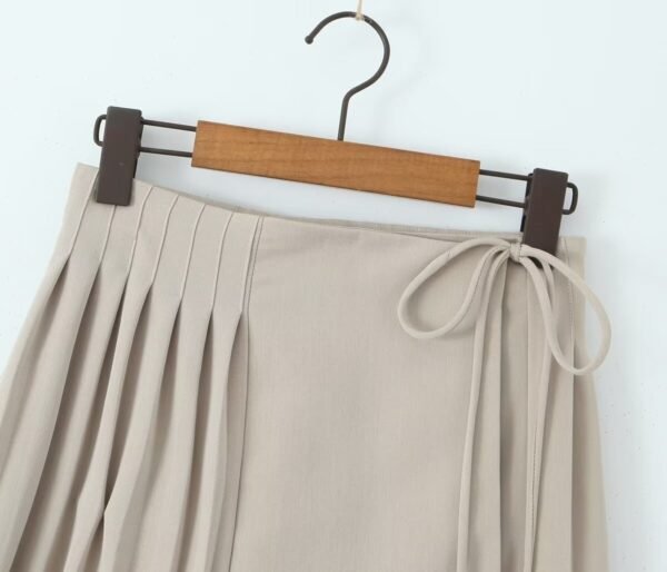 American Retro High Waist Lace-up Skirt - Image 4